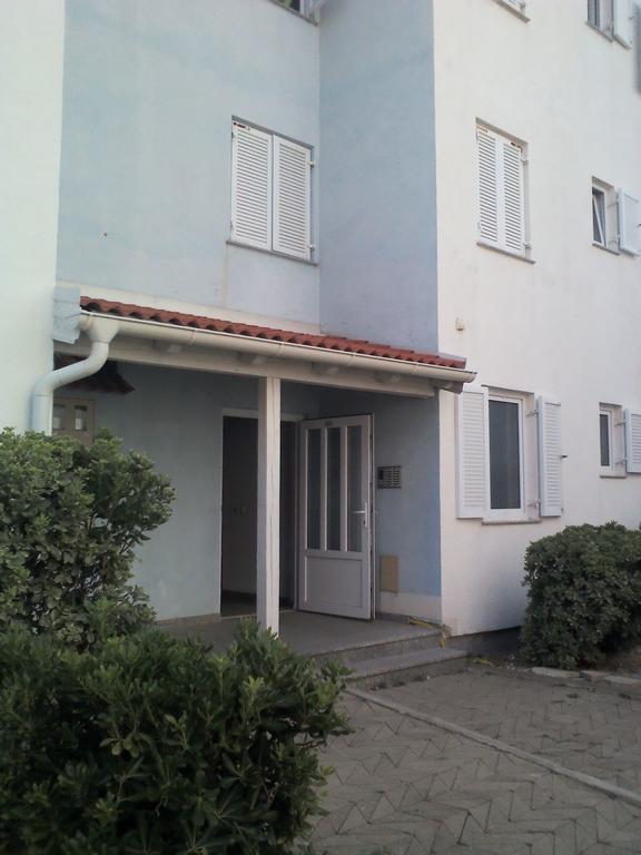 Apartment Zea Novalja Kültér fotó