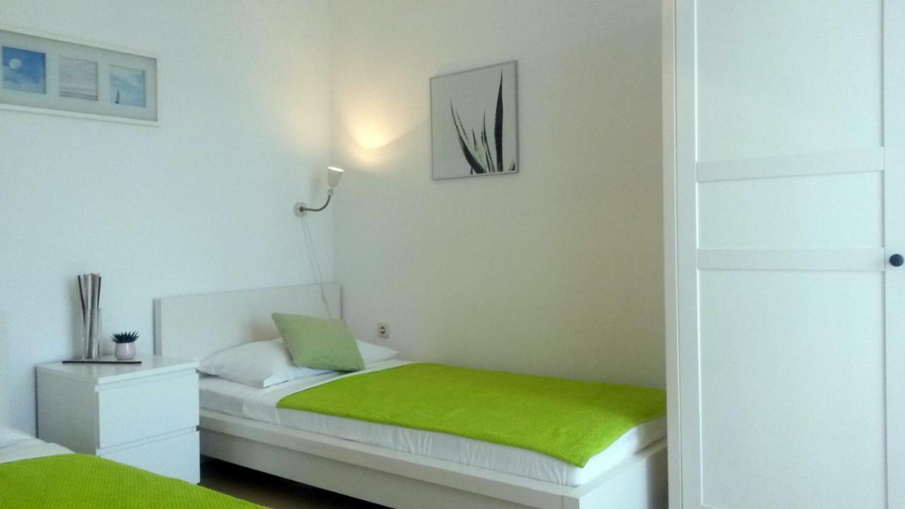 Apartment Zea Novalja Kültér fotó